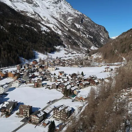 Ferienhaus Adonis Saas-Grund