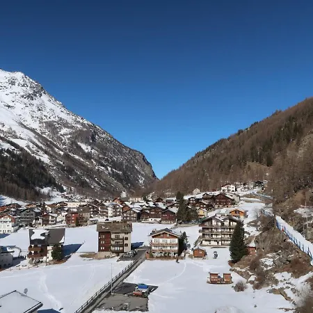 Ferienhaus Adonis * Saas-Grund